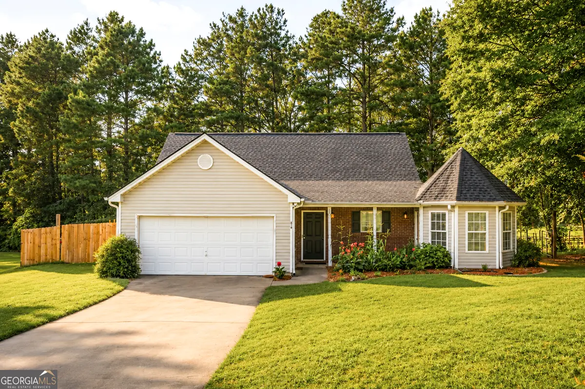516 Cambridge Way, Loganville, GA 30052 - #1