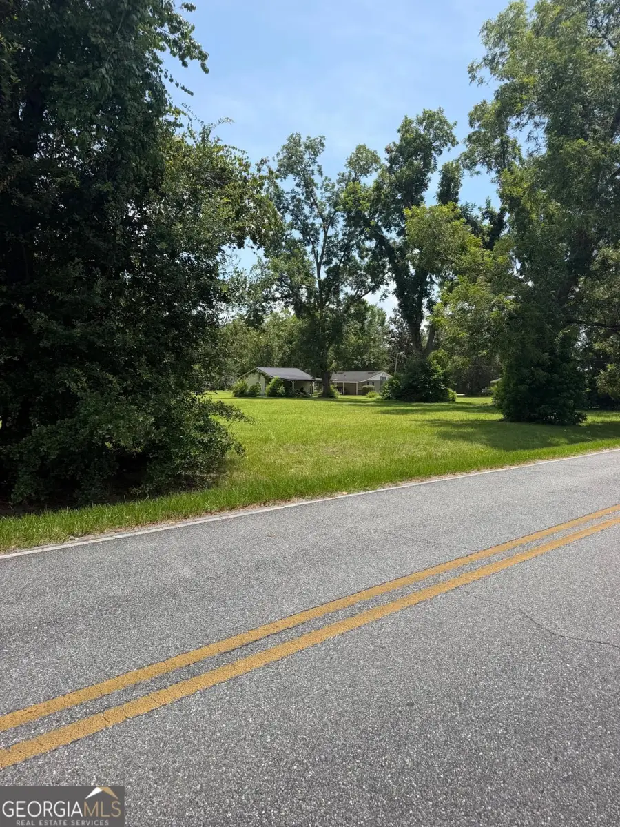 301 E Meeting Street, Adel, GA 31620 - #3