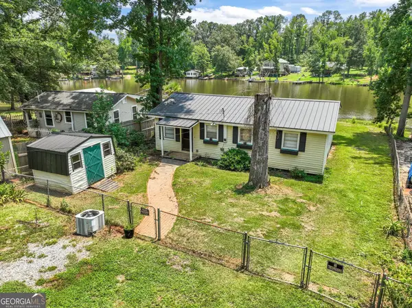 178 Southern Shores Road, Jackson, GA 30233