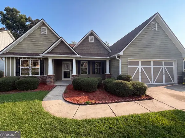 453 Castle Top Lane, Lawrenceville, GA 30045
