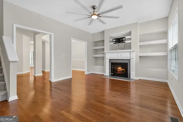 6386 Olmadison Place, Atlanta, GA 30349
