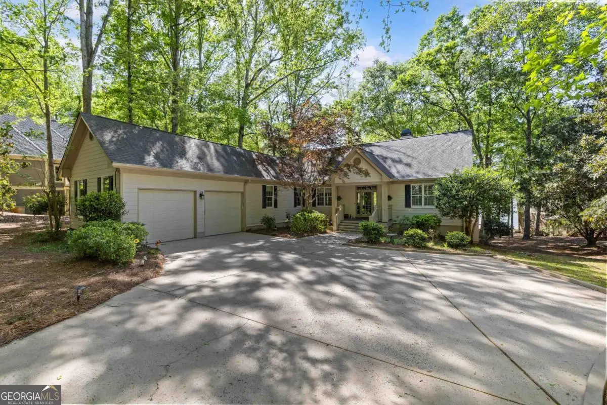 129 Barrington Hall Drive, Eatonton, GA 31024 - #1