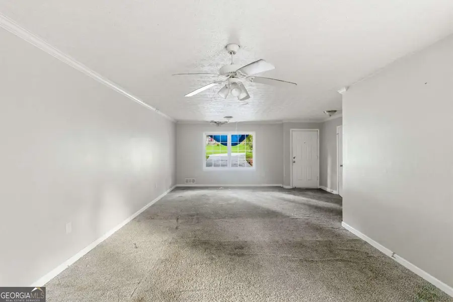 837 Hemingway Road, Stone Mountain, GA 30088 - #3