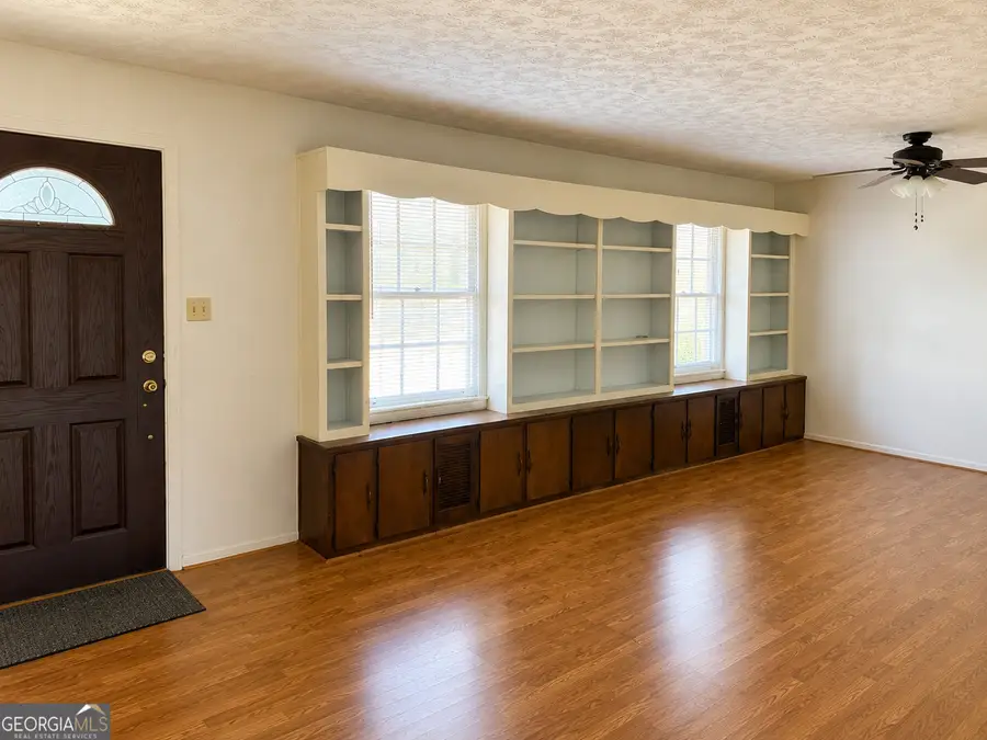 1504 Valwood Avenue, Thomasville, GA 31792 - #3