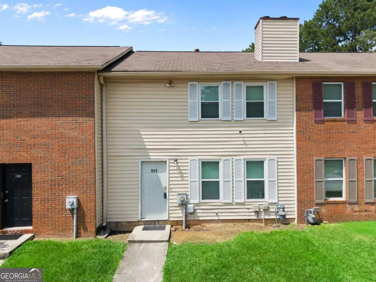 909 Silverwoods Drive, Atlanta, GA 30349 - #1