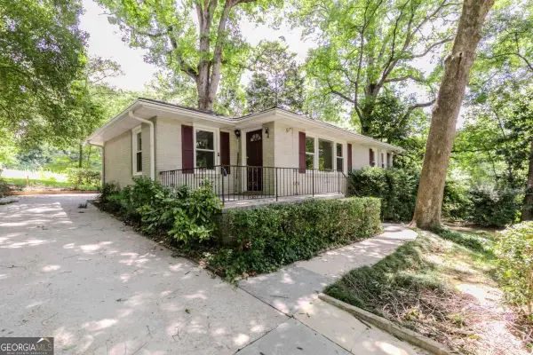 798 Larry Lane, Decatur, GA 30033