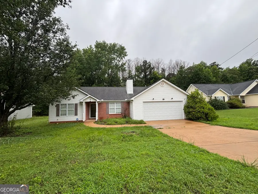 43 Canterbury Drive, Grantville, GA 30220 - #2