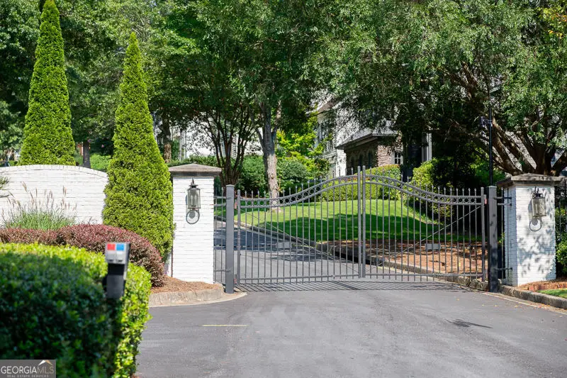 260 Lake Summit View, Atlanta, GA 30342 - #3