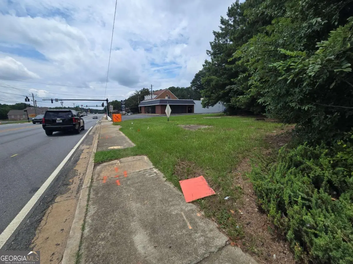351 W Pike Street, Lawrenceville, GA 30046 - #1