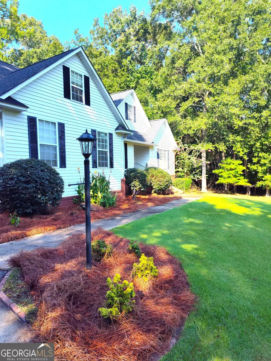 302 W Lakeview Drive Ne, Milledgeville, GA 31061 - #2