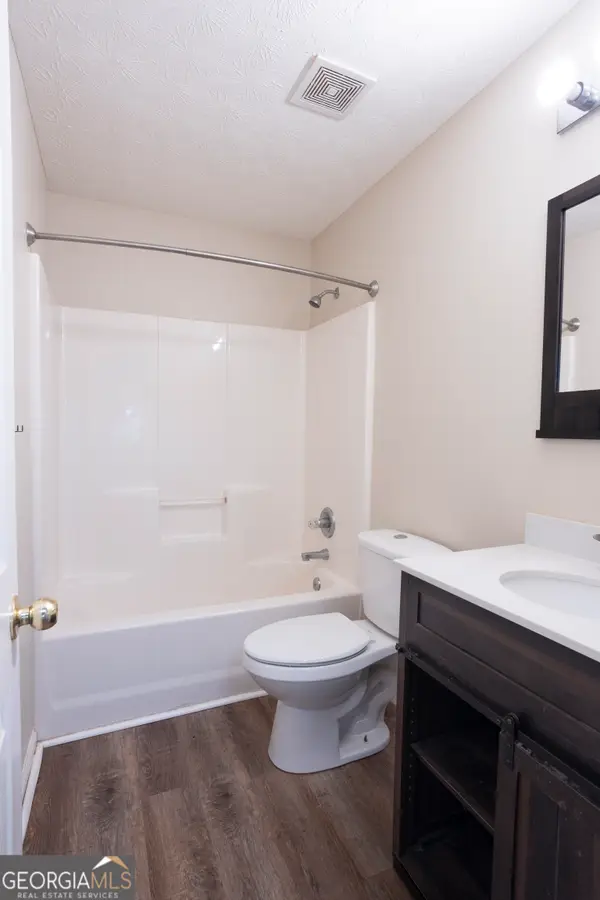 305 Bradford Court, Auburn, GA 30011