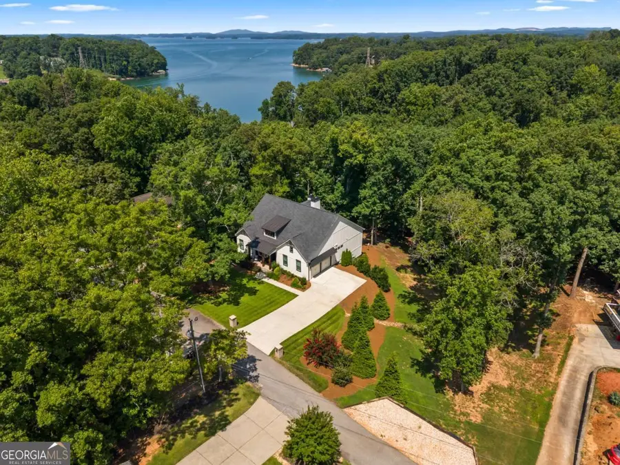 6014 Warpath Road, Flowery Branch, GA 30542 - #2