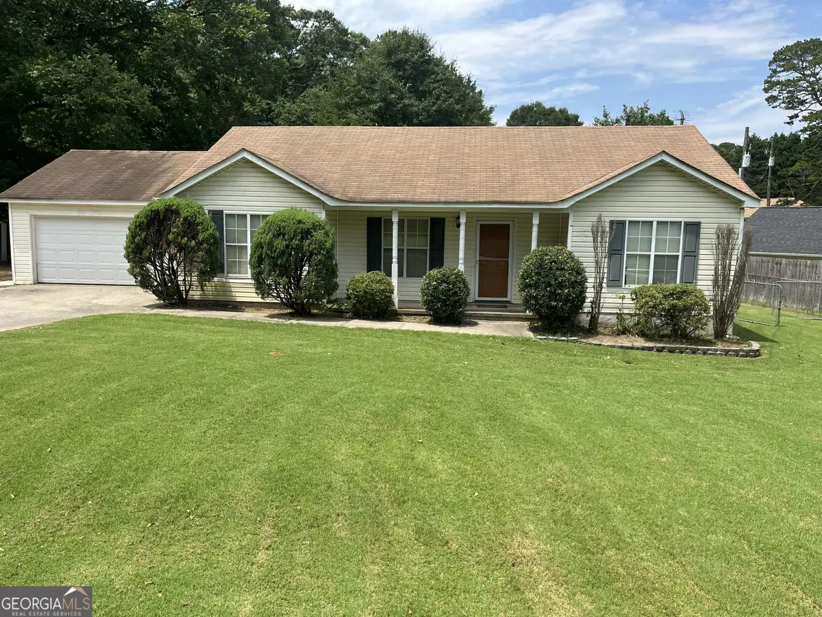 300 W Midland Avenue, Winder, GA 30680 - #1