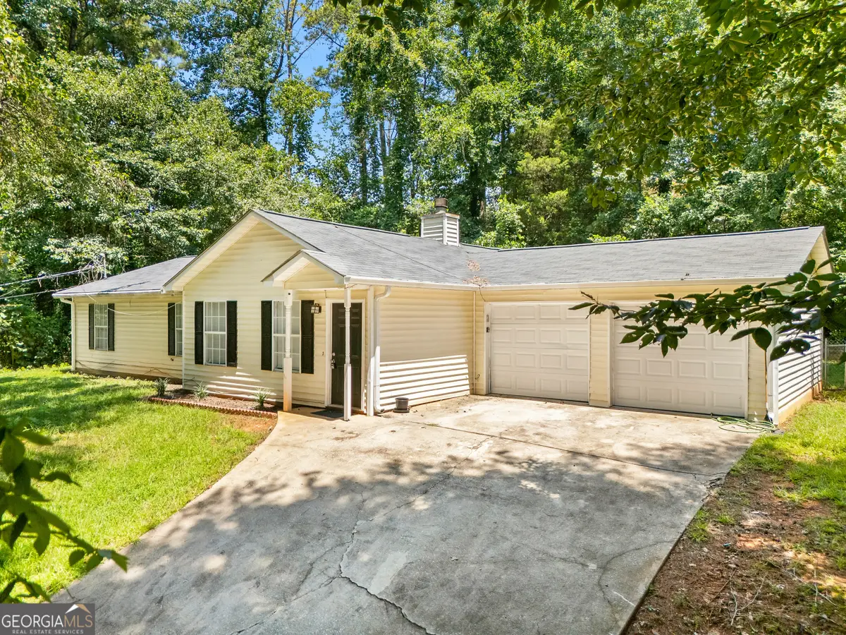 220 Splitwood Lane, Fairburn, GA 30213 - #1