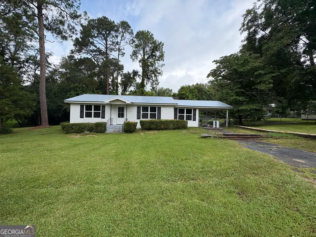 320 6th Avenue, Eastman, GA 31023 - #1