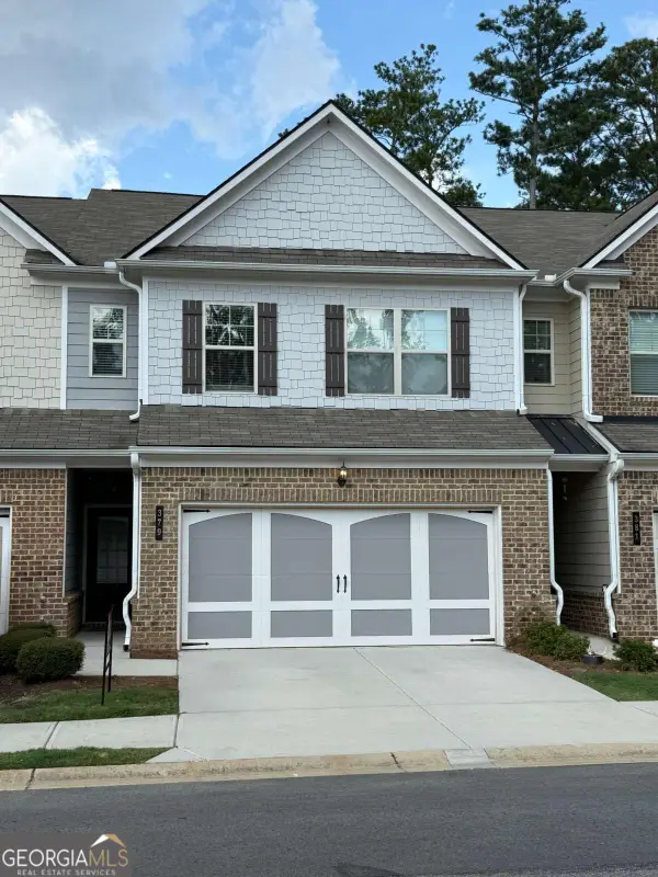 379 Cherryhill Lane, Woodstock, GA 30188