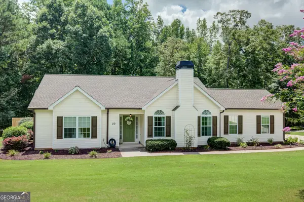 20 Walton Woods Court, Newnan, GA 30263