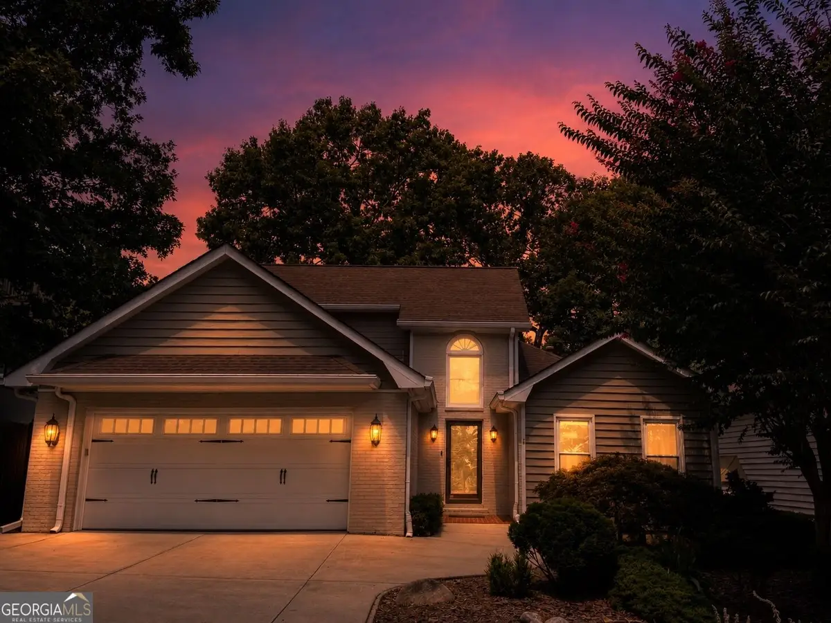 10120 Kinross Road, Roswell, GA 30076 - #1