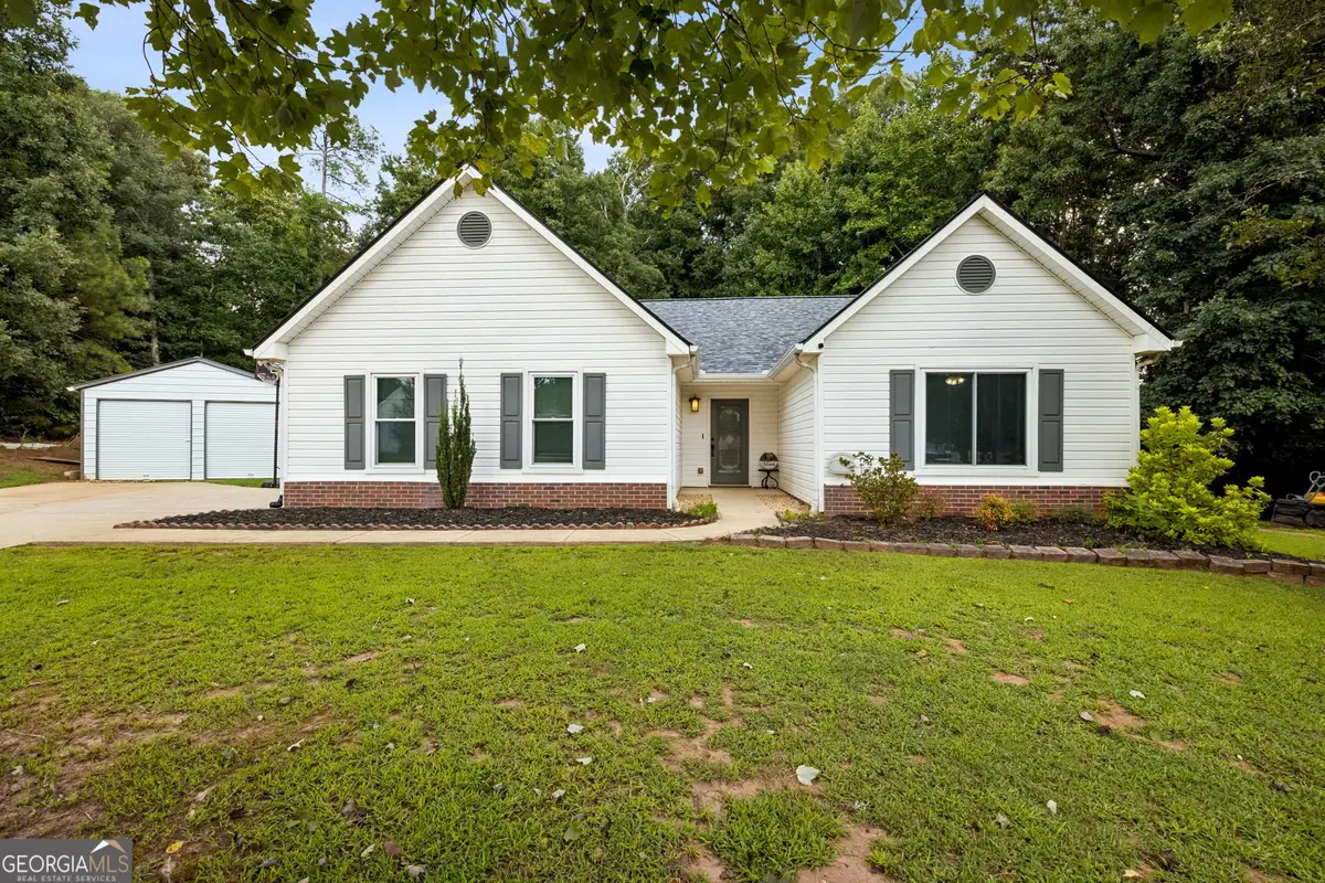 6253 Glen Port Circle, Flowery Branch, GA 30542 - #1
