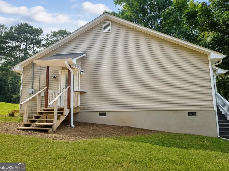 102 Westwood Drive, Griffin, GA 30223 - #3