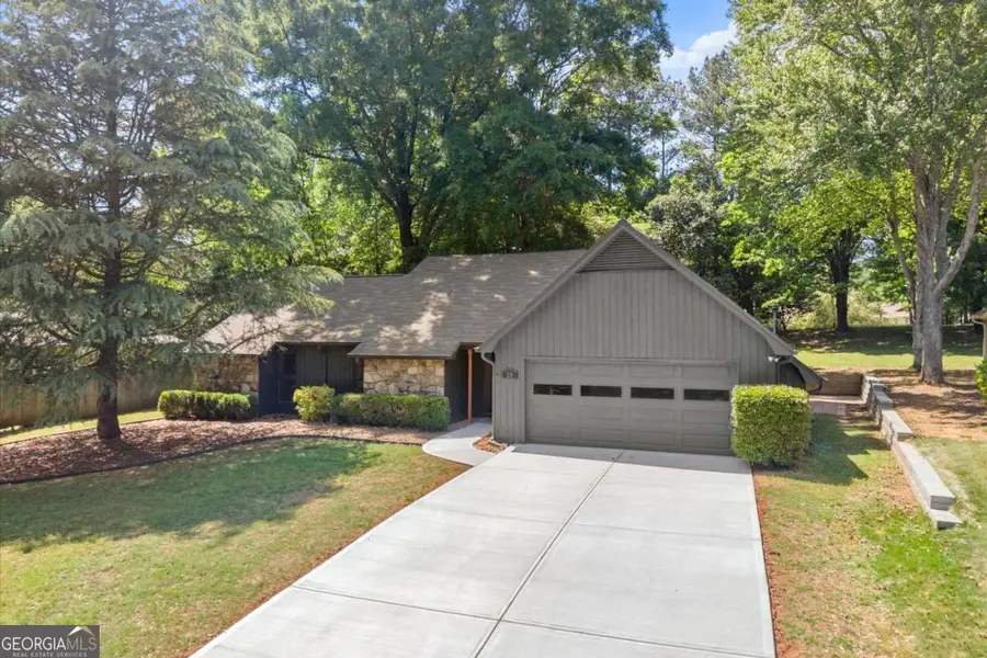 20 Sweetwood Court, Roswell, GA 30076 - #2
