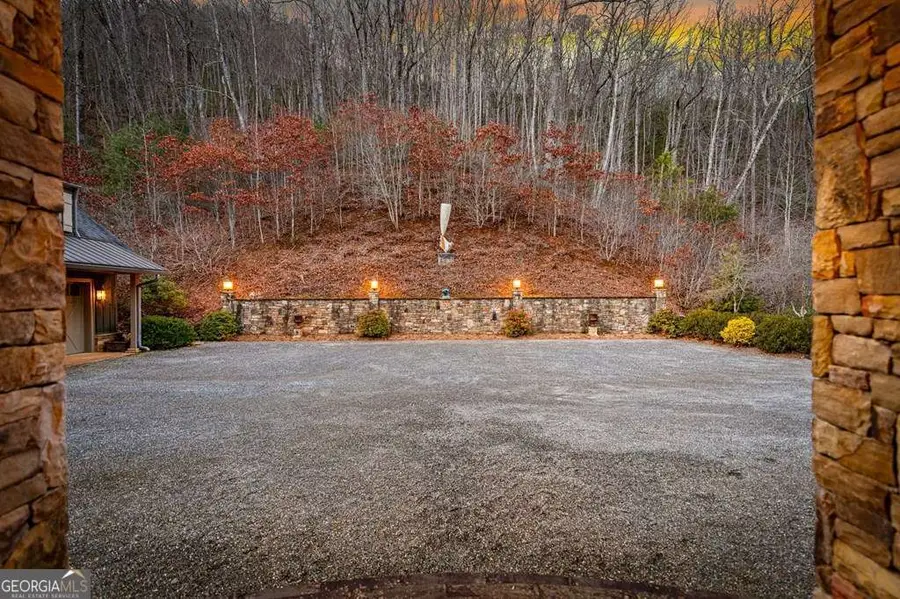 490 Red Wolf Run, Franklin, NC 28734 - #3