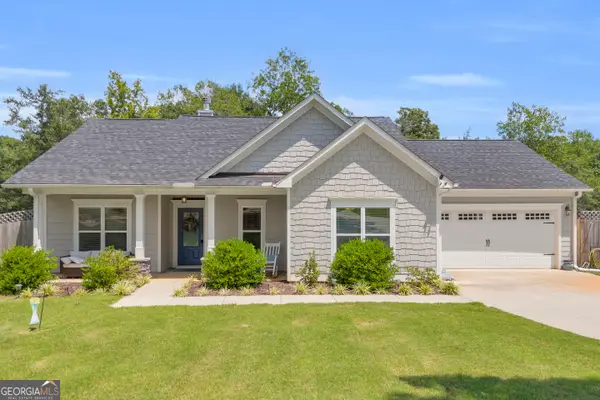 237 N Point Circle, Hartwell, GA 30643