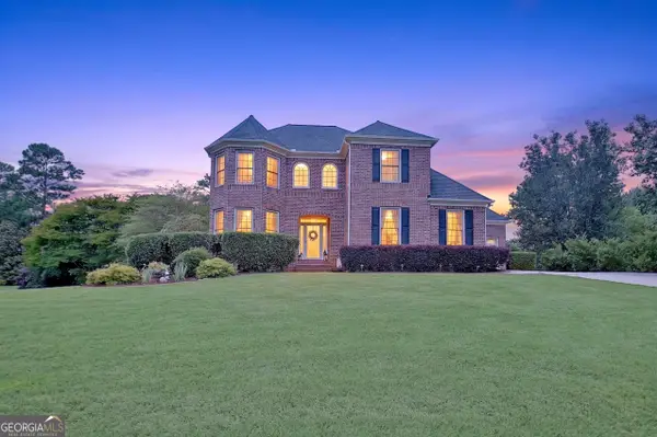 100 Grouse Point, Fayetteville, GA 30215