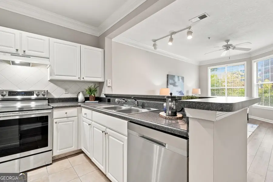 4102 Westchester Ridge Ne, Atlanta, GA 30329 - #3