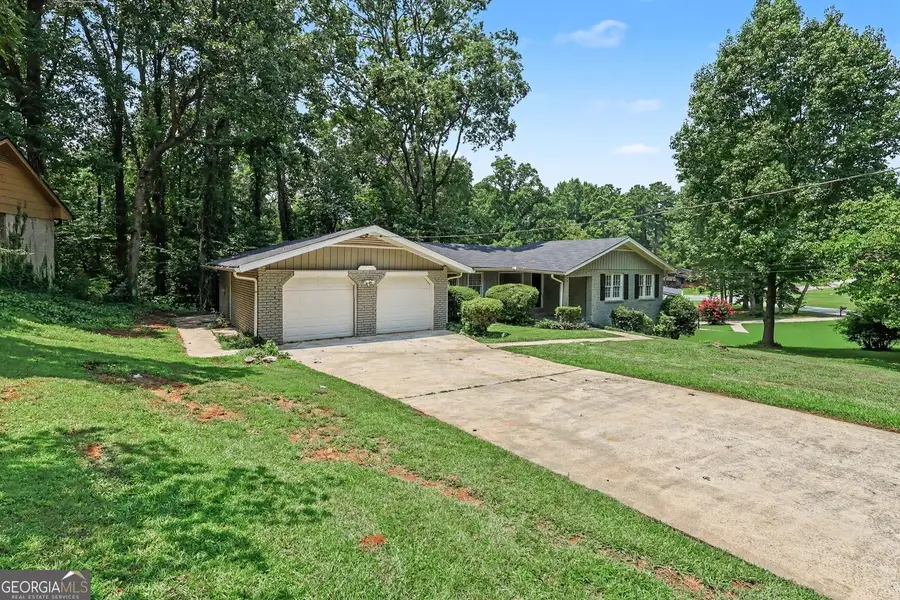 4295 Autumn Hill Drive, Stone Mountain, GA 30083 - #2