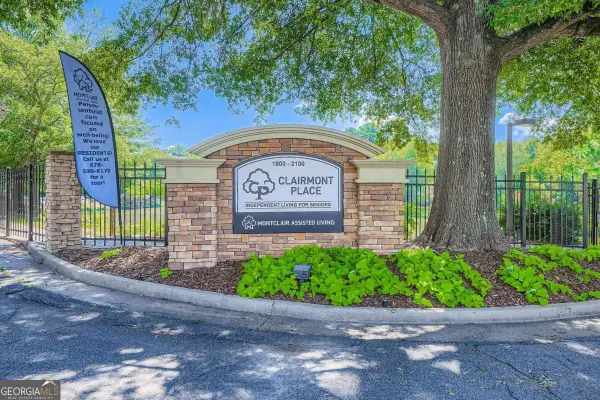 1800 Clairmont Lake #A325, Decatur, GA 30033