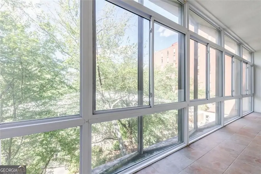 3060 Pharr Court North Nw #302, Atlanta, GA 30305 - #3