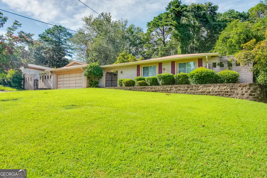 3914 Sable Drive, Stone Mountain, GA 30083 - #2