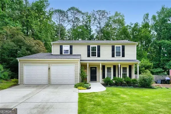 235 Barrington Drive E, Roswell, GA 30076
