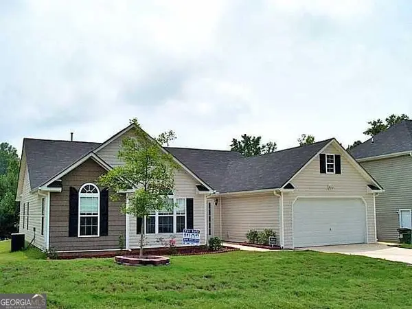 6330 Queensdale Drive, Douglasville, GA 30135
