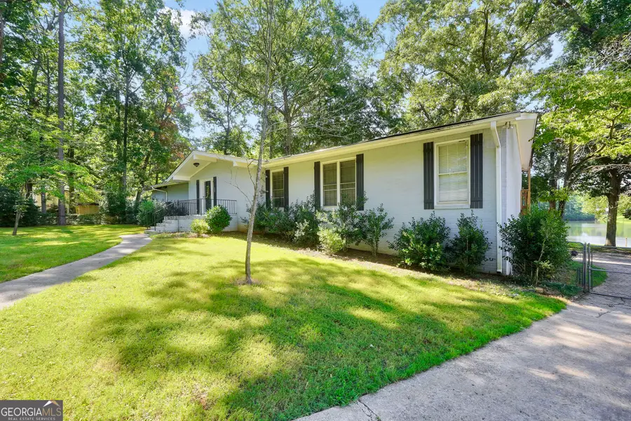 1327 Lakeshore Drive, Griffin, GA 30224 - #2