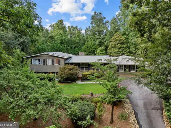 6488 Cherry Tree Lane, Sandy Springs, GA 30328