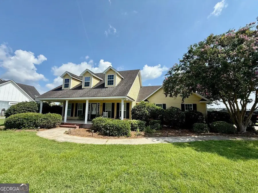 631 Patterson Street, Sparks, GA 31647 - #2