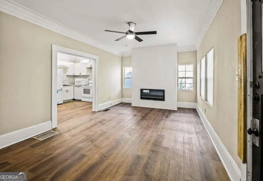 684 S Elizabeth Place Nw, Atlanta, GA 30318 - #3