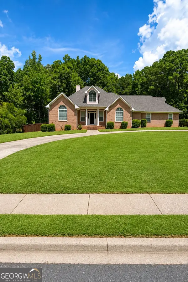 145 Lofty Eagle Lane, Fayetteville, GA 30214