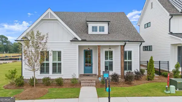 1020 Eastman Court, Hoschton, GA 30548