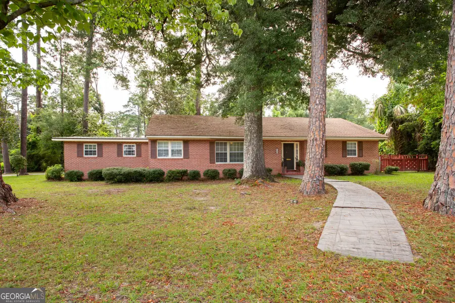 1112 Hill Street, Waycross, GA 31501 - #2