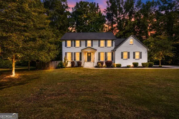 135 London Berry Court, Tyrone, GA 30290