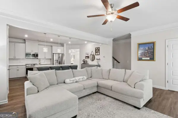 364 Crider Court, Woodstock, GA 30188