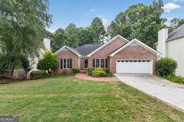1105 Secret Cove Drive, Sugar Hill, GA 30518