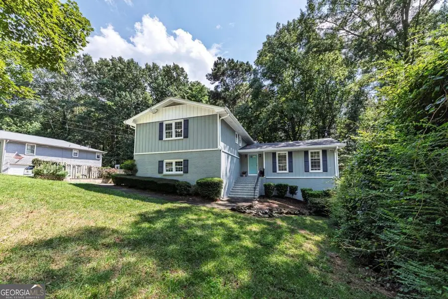 5824 Golden West Trail Sw, Lilburn, GA 30047 - #3
