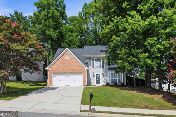 640 Suwanee Lakes Circle, Suwanee, GA 30024