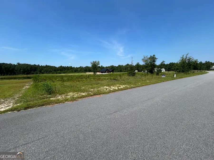 1435 Paris Avenue, Swainsboro, GA 30401 - #2