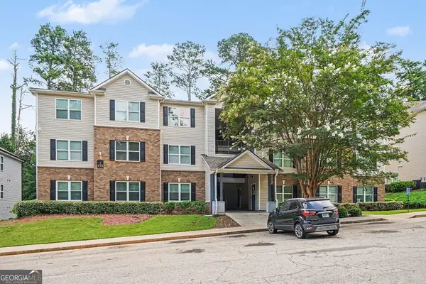 2202 Fairington Village Drive, Lithonia, GA 30038