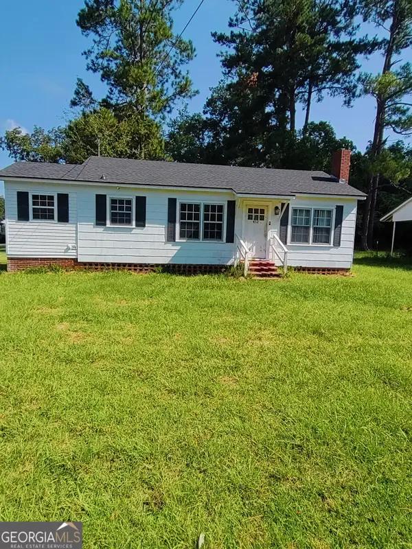 432 Hollis Street Sw #1, Pelham, GA 31779